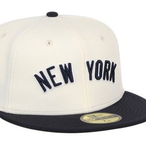 Limited Edition! New York Yankees MLB Muddy Scripts 59FIFTY Cap